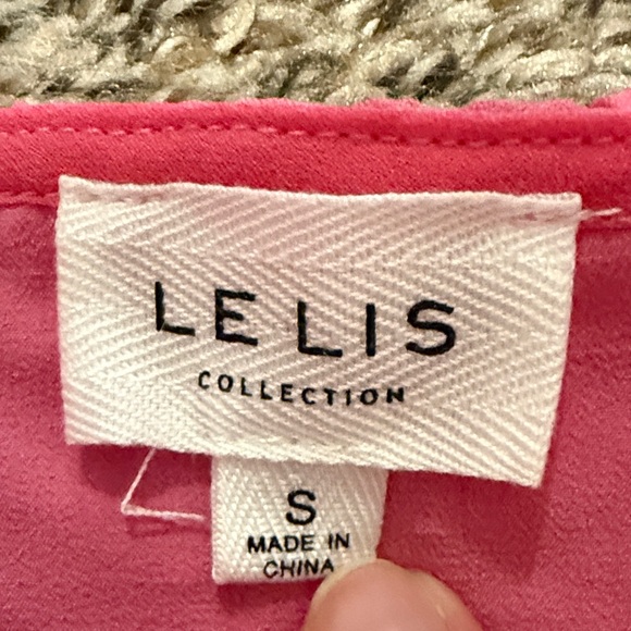 Le Lis Pink Textured Camisole - Picture 2 of 3